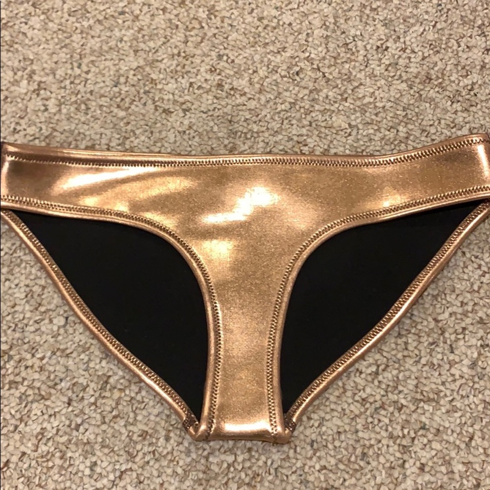 metallic triangl bikini bottom